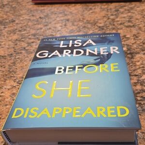 Lisa Gardner 'Before She Disappeared' Hardcover Book